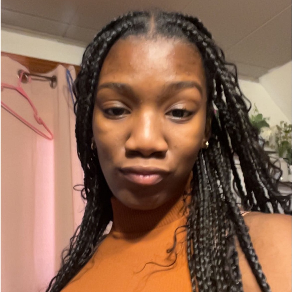 Meet your Posher, Taryn